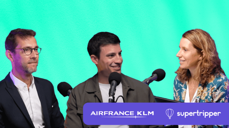Interview podcast Air France KLM et Supertripper sur le NDC Direct Connect, trois intervenants échangeant autour de micros en studio.